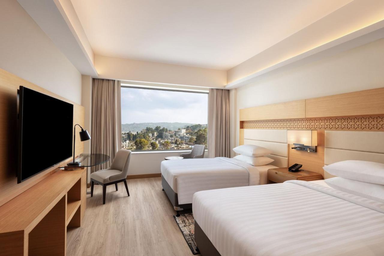 Hotel Courtyard By Marriott Shillong Exterior foto